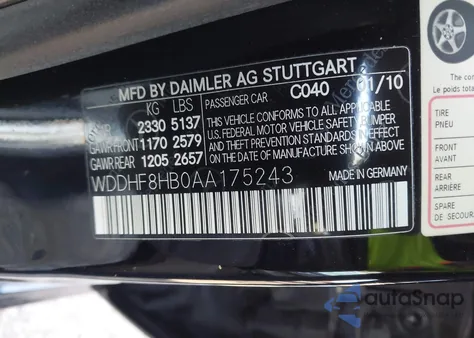 2010 Mercedes-Benz E 350 4Matic z USA, uszkodzony, nr VIN WDDHF8HB0AA175243